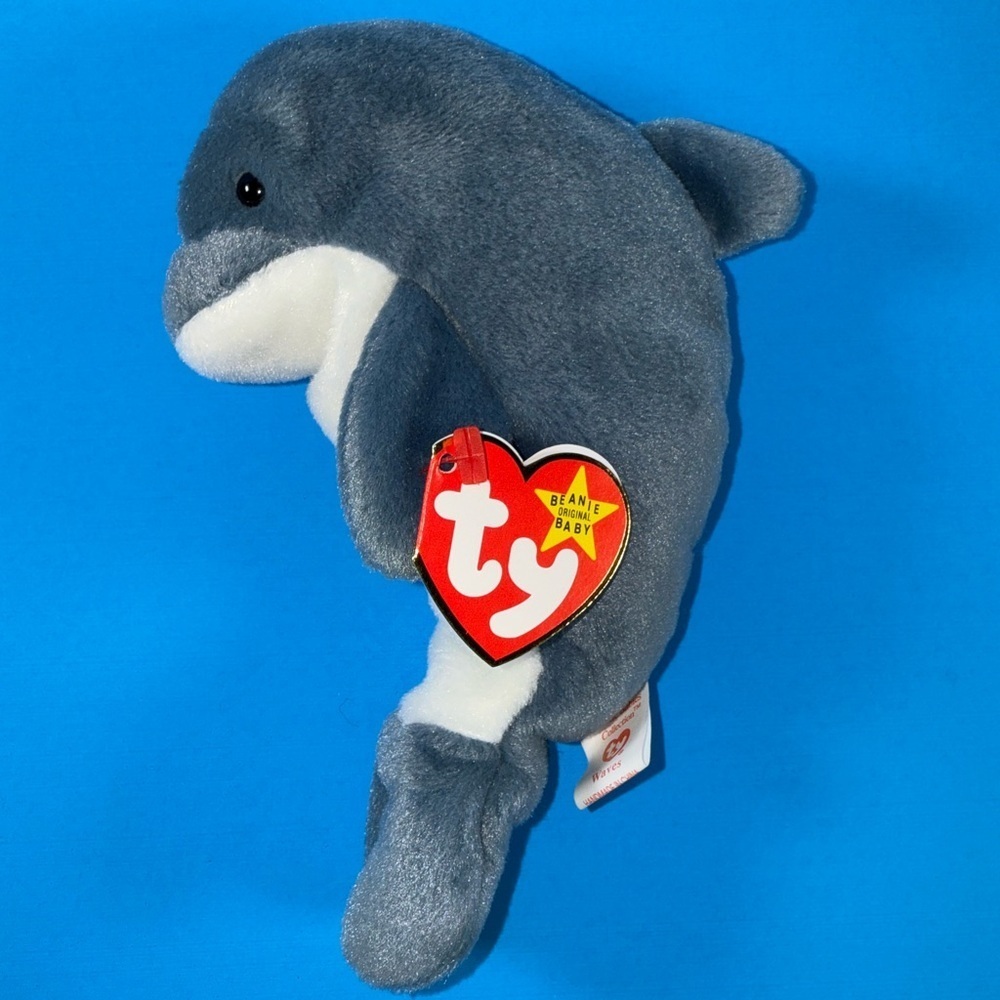 Vintage Ty Beanie Baby Waves/Echo. RARE!